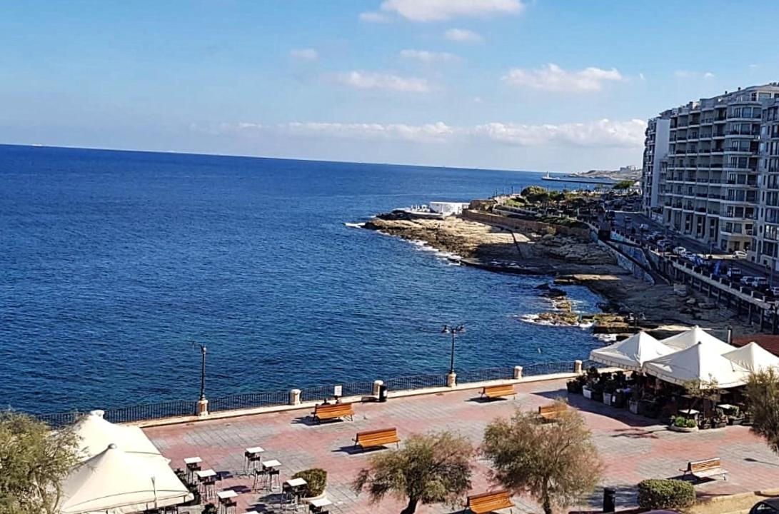 Roma Hotel Sliema Bagian luar foto
