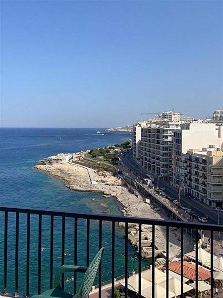 Roma Hotel Sliema Bagian luar foto