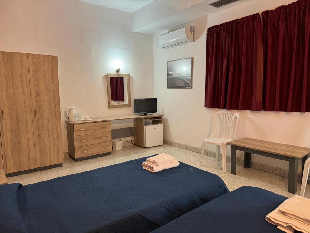 Roma Hotel Sliema Bagian luar foto